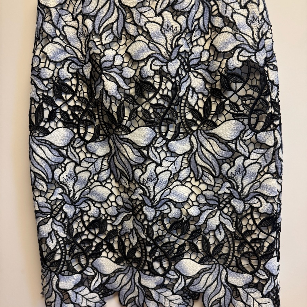 ANTONIO‎ MELANI Black and White Floral Lace Midi Skirt
